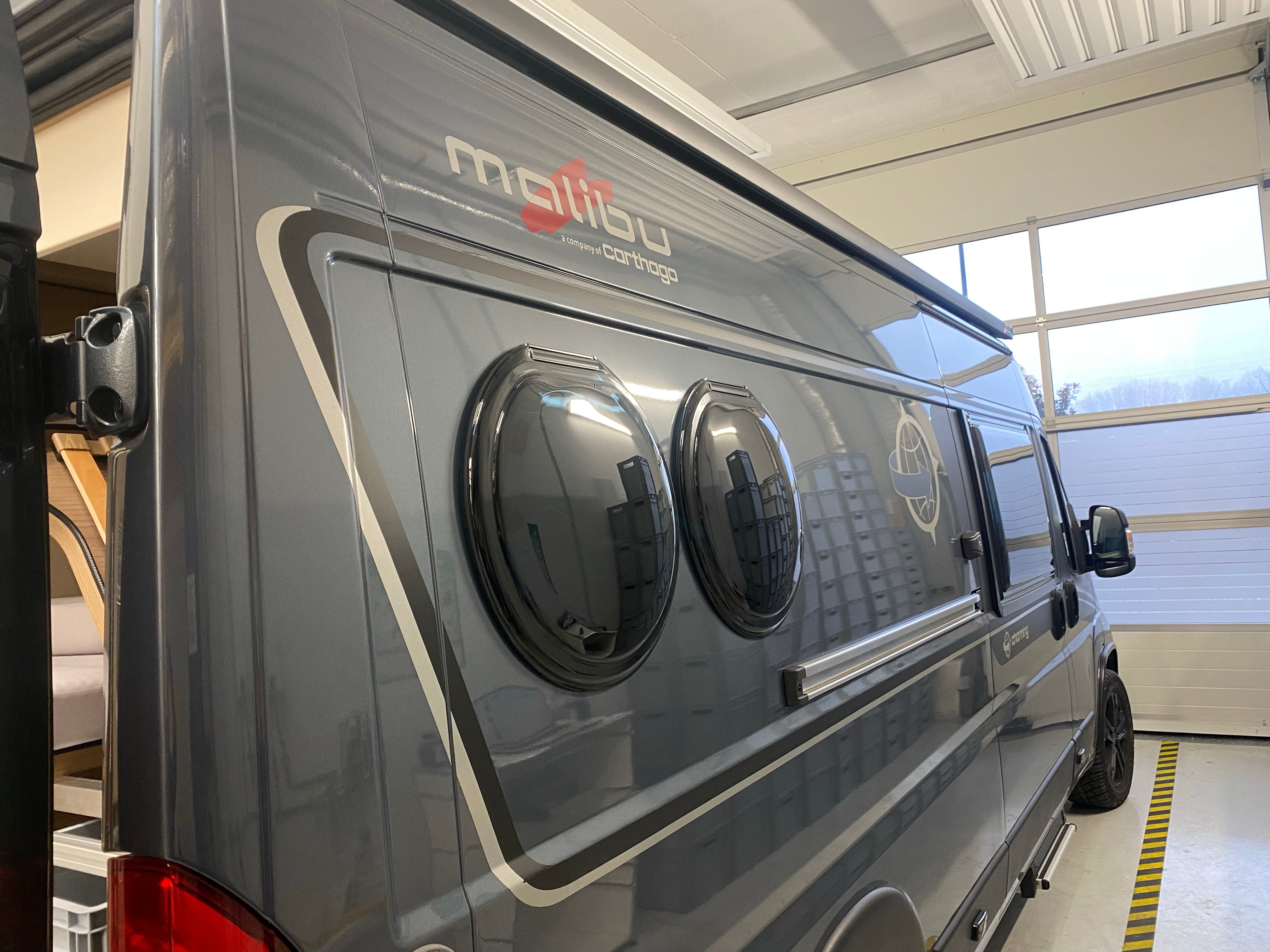 Heckauszug 2 Etagen MALIBU 640 LE