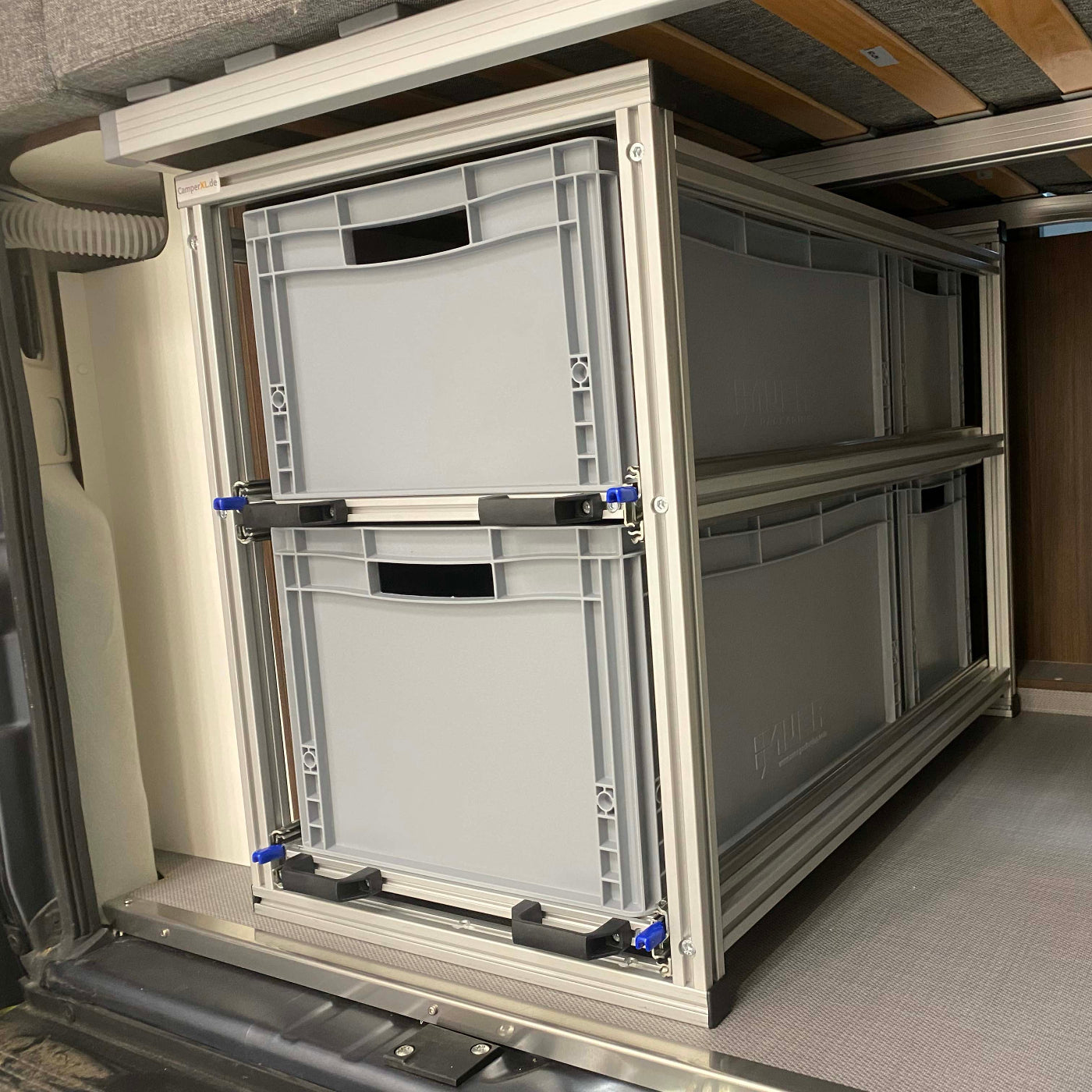 Schwerlastauszug Schienensystem Pössl Summit Detail