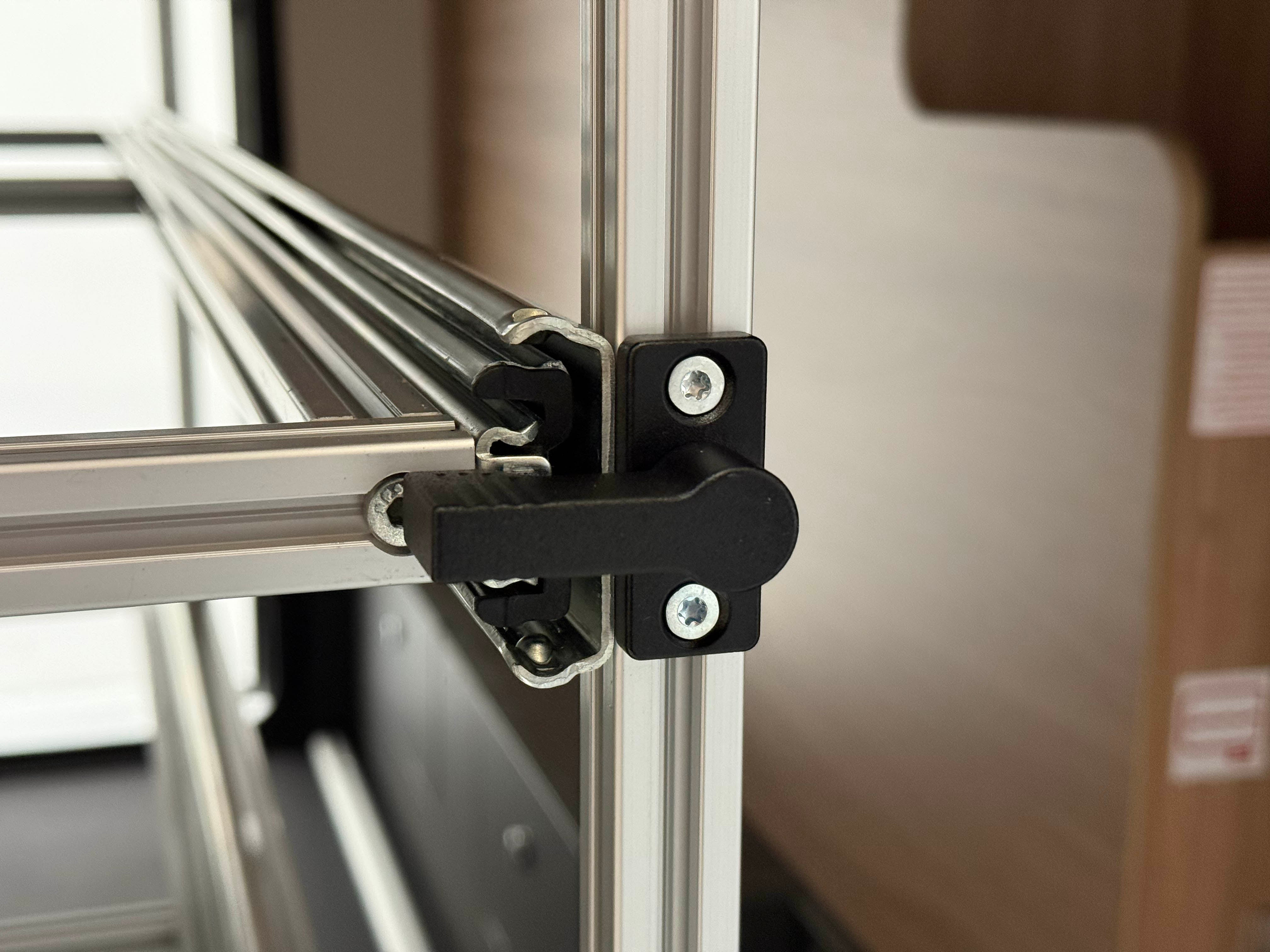 Wohnmobil Regal Auszug 1200mm x 400mm