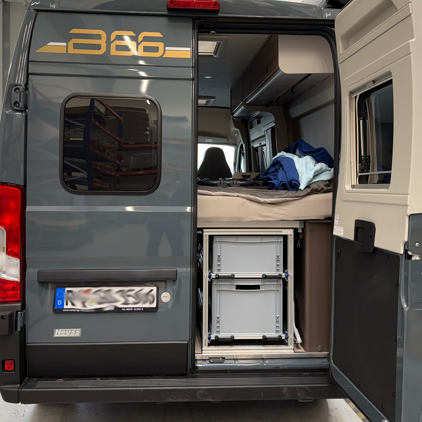 Rear pull-out for Bürstner Campeo 