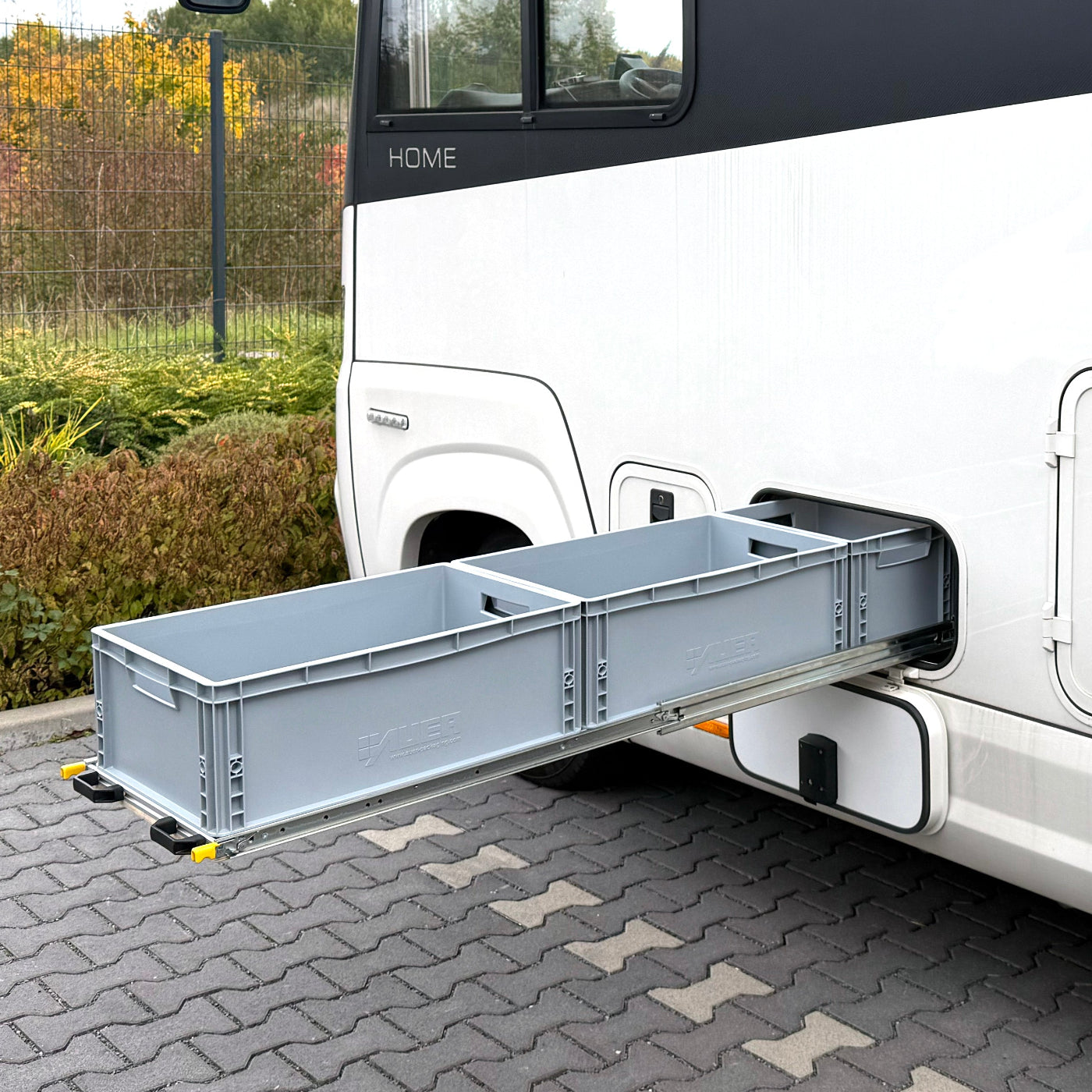 Stauraumauszug für einen Morello Home. Mit 2 großen Euroboxen + 1 kleine.